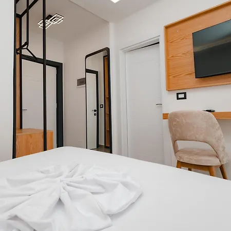 Hotel Paloka Collection *