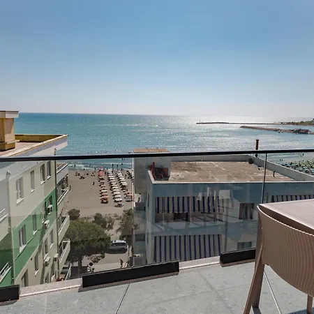 Hotel Paloka Collection