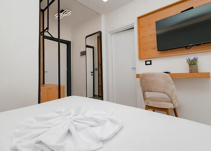 Hotel Paloka Collection *