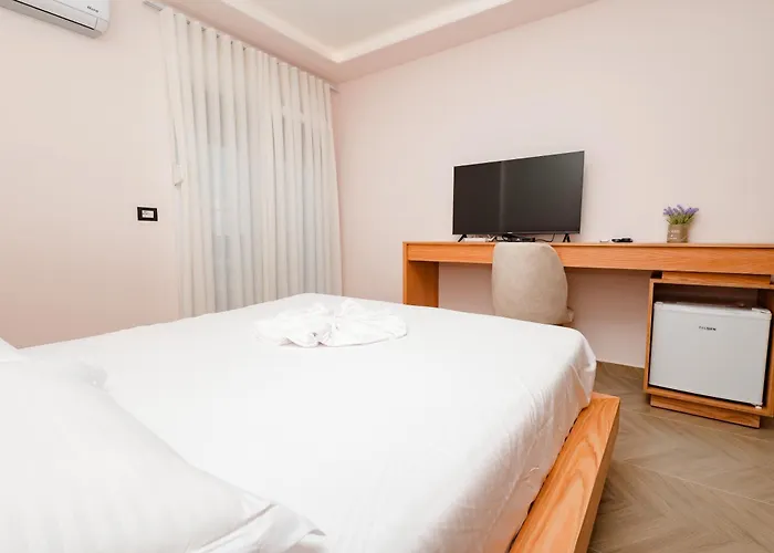 Hotel Paloka Collection