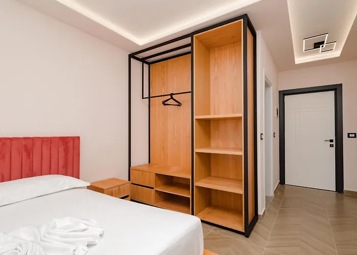 Paloka Collection Hotel *