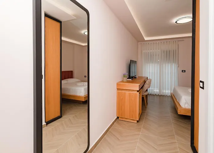 Hotel Paloka Collection Shëngjin