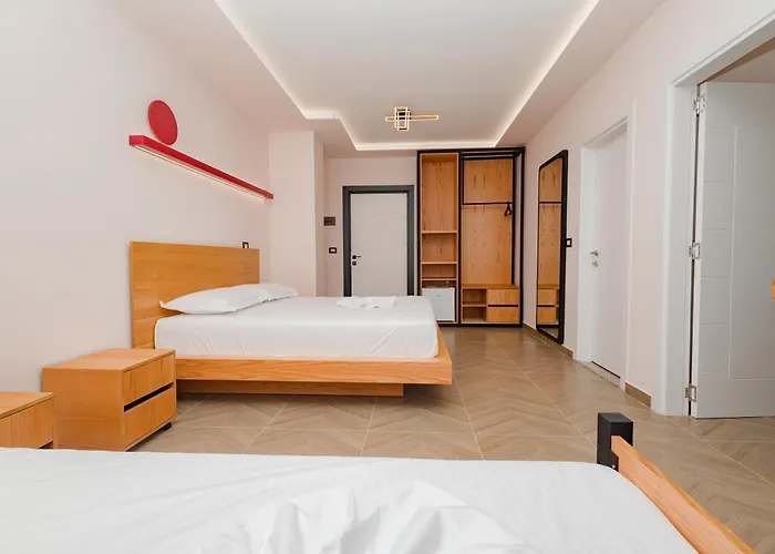 Hotel Paloka Collection