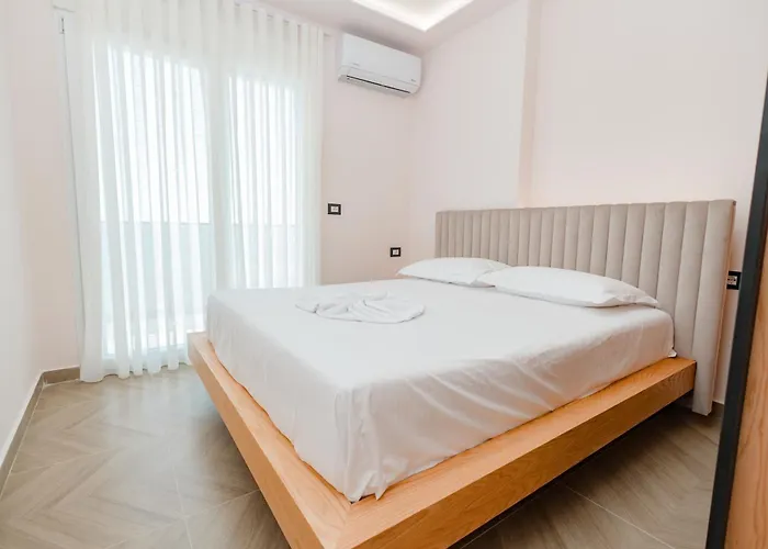 Paloka Collection * Shëngjin